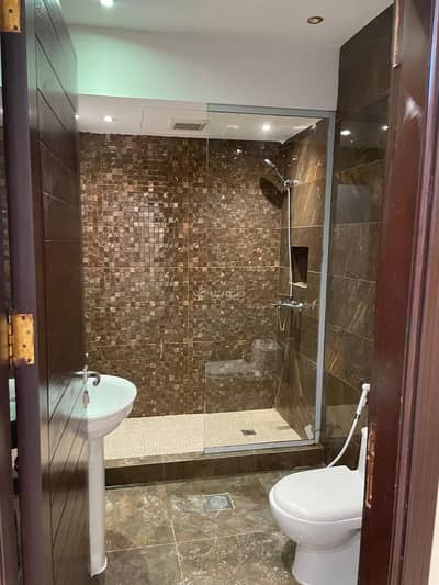 فلیٹ 4 غرف نوم للايجار في شمال جدة، جدة - شقة سكنية للايجار، حي الروضة ، شمال جدة ، جدة ، السعودية