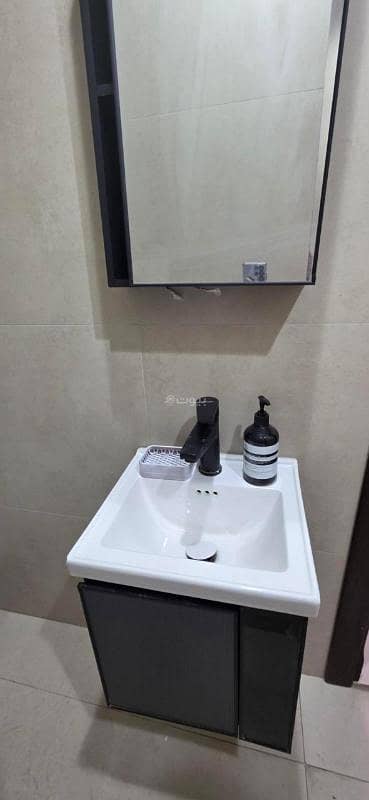 Room for Rent in North Jeddah, Jeddah - Studio room for rent in Al-Basateen, Jeddah