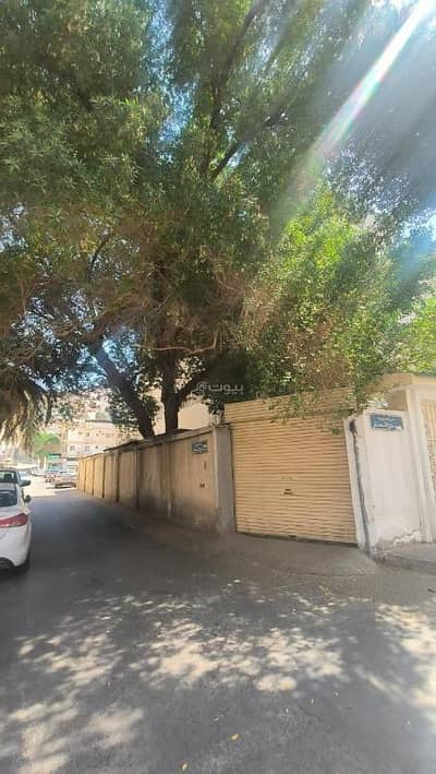 Residential Building for Sale in Al Aziziyah, Makkah - Residential building in Mecca, Al-Aziziyah neighborhood, near the Holy Mosque (Al-Masjid al-Haram) Residential Building for Sale in Al Aziziyah, Makkah - Residential building in Mecca, Al-Aziziyah neighborhood, near the Holy Mosque (Al-Masjid al-Haram)