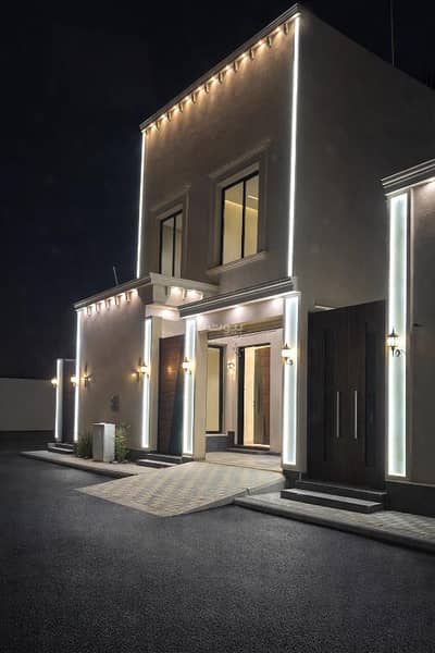 فیلا 5 غرف نوم للبيع في شرق الرياض، الرياض - فيلا للبيع في حي الندوة