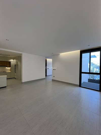 دور 3 غرف نوم للايجار في شمال الرياض، الرياض - دور أول مكون من 3 غرف نوم ماستر وصالة وصالون للإيجار في السليمانية، الرياض