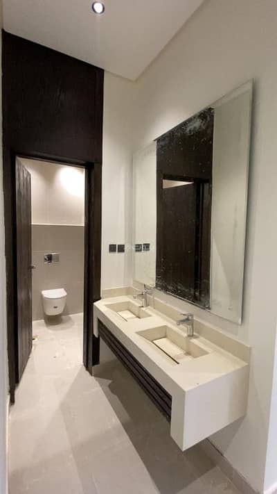 3 Bedroom Flat for Sale in West Riyadh, Riyadh - Three-bedroom apartment for sale in Deira