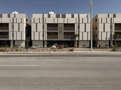 فلیٹ 3 غرف نوم للايجار في شمال الرياض، الرياض - ساتل في أوبال - شقة غير مؤثثة 3 غرف نوم على طريق الثمامة