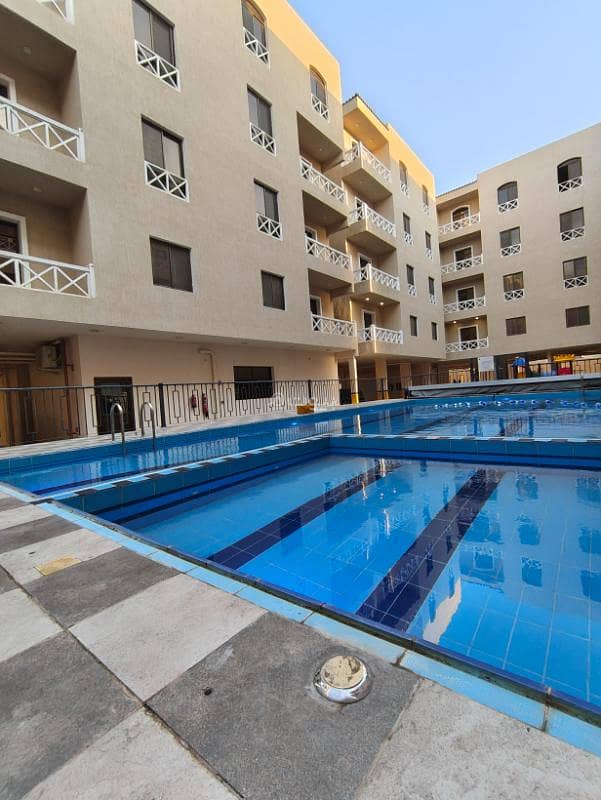 شقة للإيجار في مجمع سكني فاخر شقة للإيجار في مجمع سكني فاخر