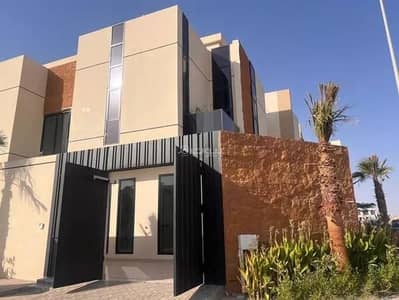 فیلا 6 غرف نوم للبيع في وسط الرياض، الرياض - فيلا للبيع في شارع ممر 20, حي الفاروق, مدينة الرياض, منطقة الرياض