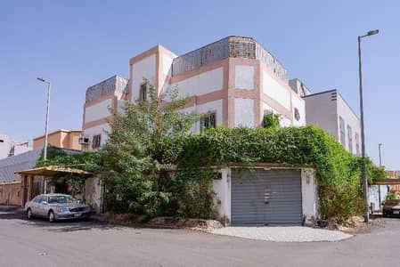 فیلا 10 غرف نوم للايجار في شمال جدة، جدة - فيلا مع ١٣ غرفة نوم للإيجار في الأجواد، جدة