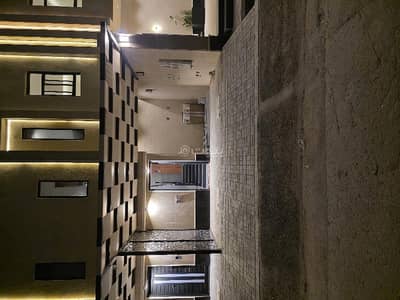 دور 4 غرف نوم للبيع في شرق الرياض، الرياض - للبيع دور اول حي المونسيه الغربي شرق الرياض موقع مميز