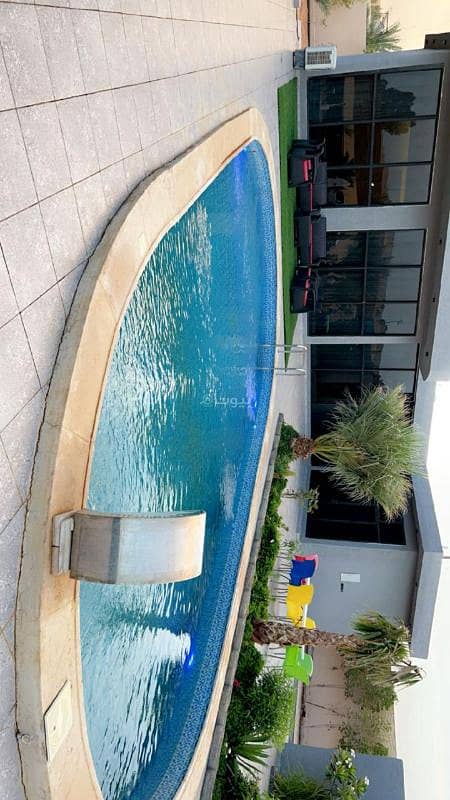 A luxurious retreat for sale in مخطط درة المزاحمية