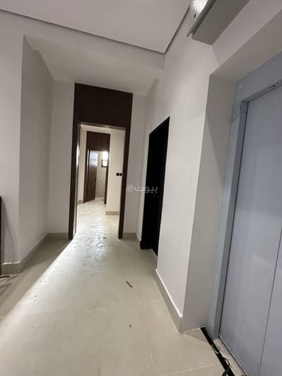 فلیٹ 3 غرف نوم للبيع في شرق الرياض، الرياض - للبيع شقه دور ثانى علوى الرمال الذهبى
