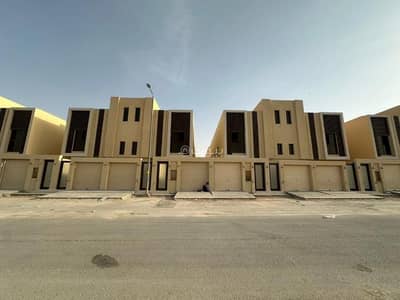 4 Bedroom Flat for Sale in South Riyadh, Riyadh - Upper floor with an annex in the Okaz neighborhood, Al Ajlan Development.