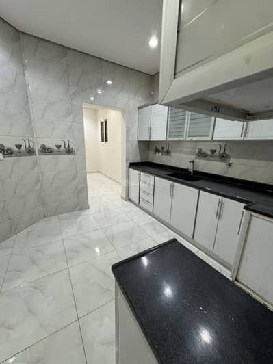 3 Bedroom Apartment for Rent in North Riyadh, Riyadh - Apartment in North Riyadh，Hittin 3 bedrooms 60000 SAR - 87908492