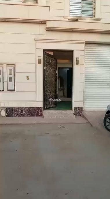 فیلا 5 غرف نوم للايجار في شرق الرياض، الرياض - دور للإيجار في السعادة، الرياض