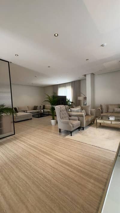 فلیٹ 3 غرف نوم للبيع في شمال الرياض، الرياض - شقة مؤثثة للبيع ٣ غرف نوم بإطلالة مسجد وحديقة | موقع مميز قرب طريق أبي بكر الصدّيق