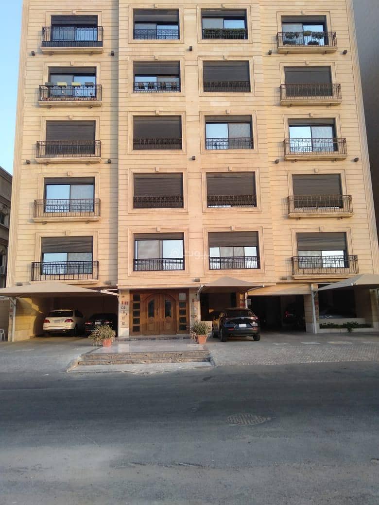 Roof Villa for Sale in Al Salamah District, Jeddah