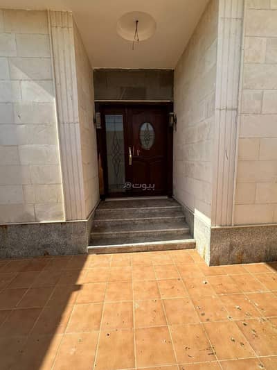 10 Bedroom Villa for Sale in North Jeddah, Jeddah - Villa for sale in Al-Zumurr district, in Obhur Al-Shamaliyya, Jeddah