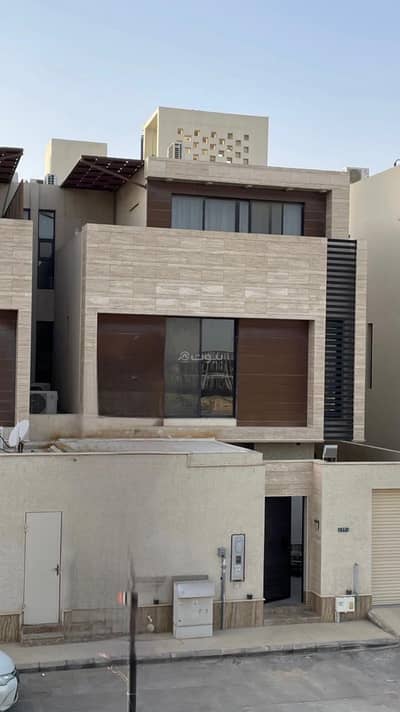 فیلا 4 غرف نوم للبيع في شمال الرياض، الرياض - فله للبيع مساحه ٢٥٠م