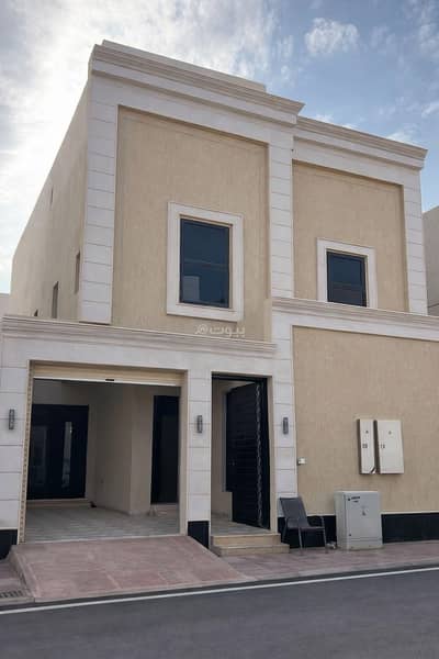 3 Bedroom Floor for Sale in East Riyadh, Riyadh - Floor in East Riyadh，Al Maizilah 3 bedrooms 950000 SAR - 87912092