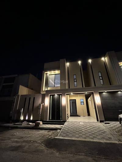 9 Bedroom Villa for Sale in King Fahd Suburb, Dammam - Villa for sale - District Ten in King Fahd Suburb