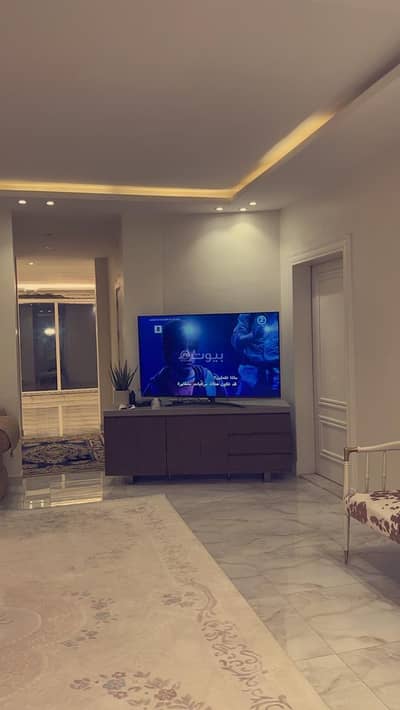 1 Bedroom Floor for Sale in North Riyadh, Riyadh - Role for sale in Al-Aradh District