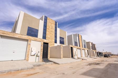7 Bedroom Villa for Sale in East Riyadh, Riyadh - Villa For Sale in Al Qadisiyah, Riyadh