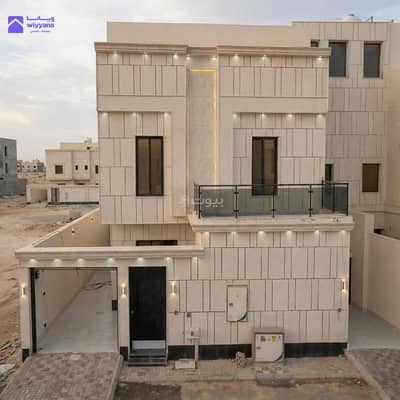 دور 4 غرف نوم للبيع في شرق الرياض، الرياض - "**تاون هاوس أرضي للبيع في حي الجنادرية – تصميم عملي مع حوشين وسطح خاص**