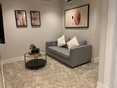 1 Bedroom Apartment for Rent in North Riyadh, Riyadh - One-bedroom apartment with living room - Al-Malqa district - smart entry