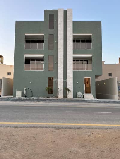 Residential Building for Sale in West Riyadh, Riyadh - Building for sale in Al Mahdia neighborhood, area 400 m, 5 apartments