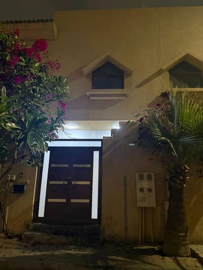 فیلا 3 غرف نوم للايجار في الراكة الجنوبية، الخبر - فيلا مميزة للإيجار – تصميم عملي ومساحات مريحة