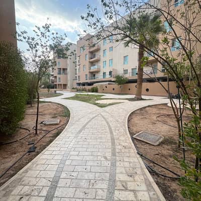 فلیٹ 2 غرفة نوم للايجار في شمال الرياض، الرياض - شقة للإيجار في الياسمين، بمجمع نورا الرياض