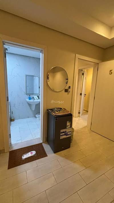 Studio for Rent in North Riyadh, Riyadh - A spacious studio with a private outdoor session