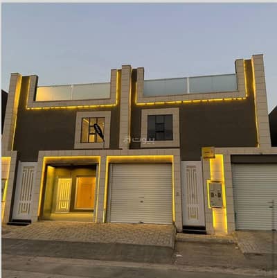6 Bedroom Villa for Sale in South Riyadh, Riyadh - Villa with a staircase hall for sale in Al-Shifa, fresh; includes a car entrance, yard, and rooftop.
