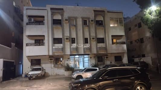 11 Bedroom Residential Building for Sale in North Jeddah, Jeddah - Residential building for sale in Al-Rawdah, Jeddah