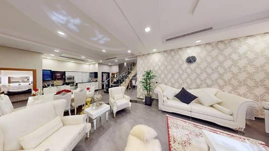 10 Bedroom Residential Building for Sale in North Jeddah, Jeddah - Residential property for sale: a villa and five apartments