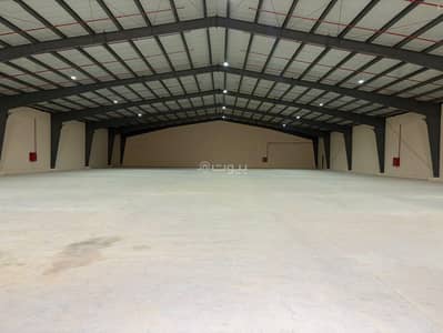مستودع  للايجار في شرق الرياض، الرياض - مستودع للإيجار في السلي، الرياض