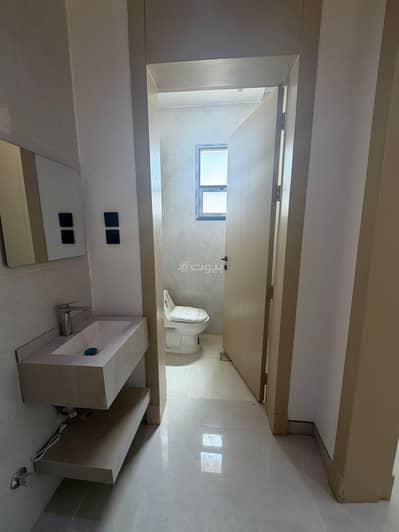 3 Bedroom Floor for Sale in East Riyadh, Riyadh - 3 bedrooms of residential floor for sale in Al-Nuzha