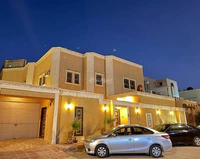 8 Bedroom Villa for Sale in East Riyadh, Riyadh - Villa for sale in Al Khaleej neighborhood, fully renovated and clean