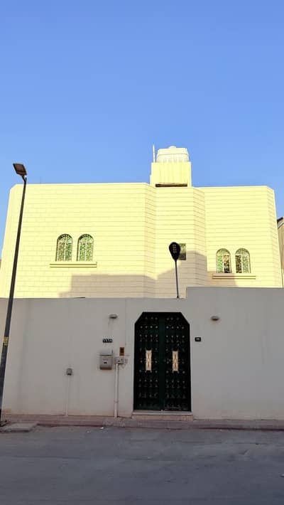 5 Bedroom Villa for Sale in North Riyadh, Riyadh - Villa For Sale in King Fahd