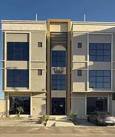 4 Bedroom Apartment for Sale in Mudhainib, Madina - 4-bedroom apartment for sale in Al-Muzaybin Al-Qasr, Medina