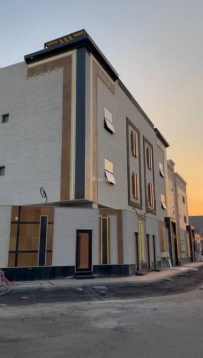 5 Bedroom Apartment for Sale in Al Duwaikhilah, Madina - A 5-bedroom apartment for sale in Al-Duwailah, Medina