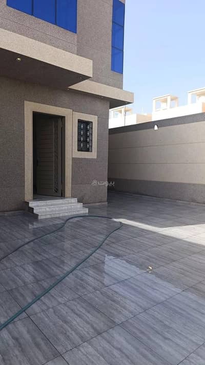5 Bedroom Villa for Sale in South Riyadh, Riyadh - Villa For Sale in Okaz, Riyadh