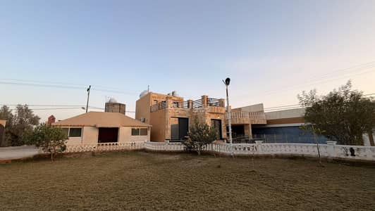 4 Bedroom Farm for Sale in Alsaybaniu - For sale: a complete and luxurious farm – west of Al-Muzahmiyah [Ghar region, Jo' area]