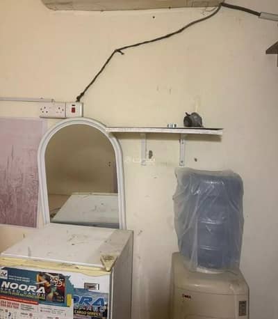 غرفة  للايجار في شمال الرياض، الرياض - غرفة للإيجار في حي الياسمين، الرياض