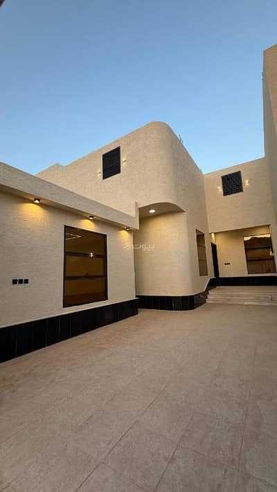 5 Bedroom Floor for Sale in Al Salam, Madina - 5 ground-floor rooms for sale in Al-Salam, Medina
