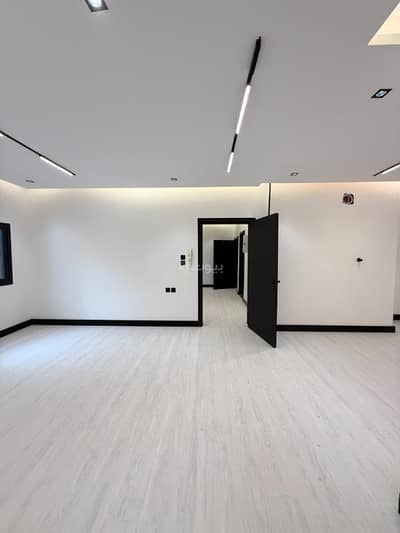 شقة 4 غرف نوم للبيع في شمال الرياض، الرياض - شقة للبيع 4 غرف في الياسمين | موقع مميز قريب من الخدمات