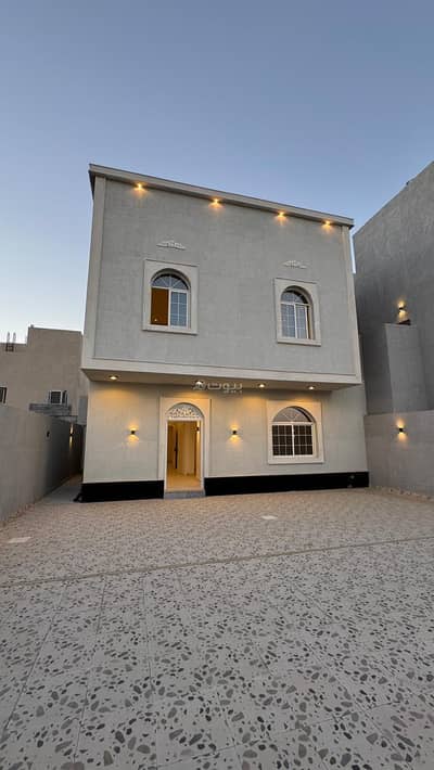 6 Bedroom Villa for Sale in Al Lulu, Al Khobar - Villa For Sale in Al Lulu, Al Khobar