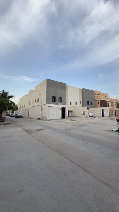 دور 3 غرف نوم للبيع في غرب الرياض، الرياض - دور ارضي كل شي مستقل