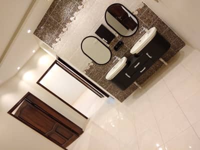 3 Bedroom Apartment for Sale in Mecca, Western Region - 1 3 Bedroom Apartment for Sale in Mecca, Western Region - 1