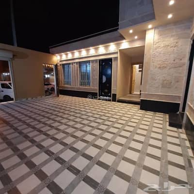 دور 3 غرف نوم للبيع في غرب الرياض، الرياض - طابق للبيع في طويق، الرياض