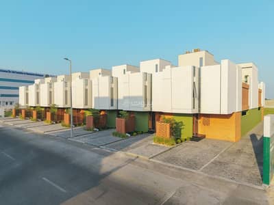 3 Bedroom Villa for Sale in Al Nuzhah, Dammam - Villa for sale in Al-Nuzha, Townhouse, Dammam