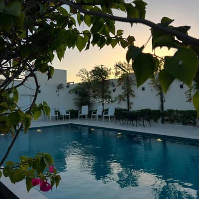 4 Bedroom Rest House for Sale in North Jeddah, Jeddah - A rest house villa with 4 bedrooms for sale in Al-Buhayrat City, Jeddah